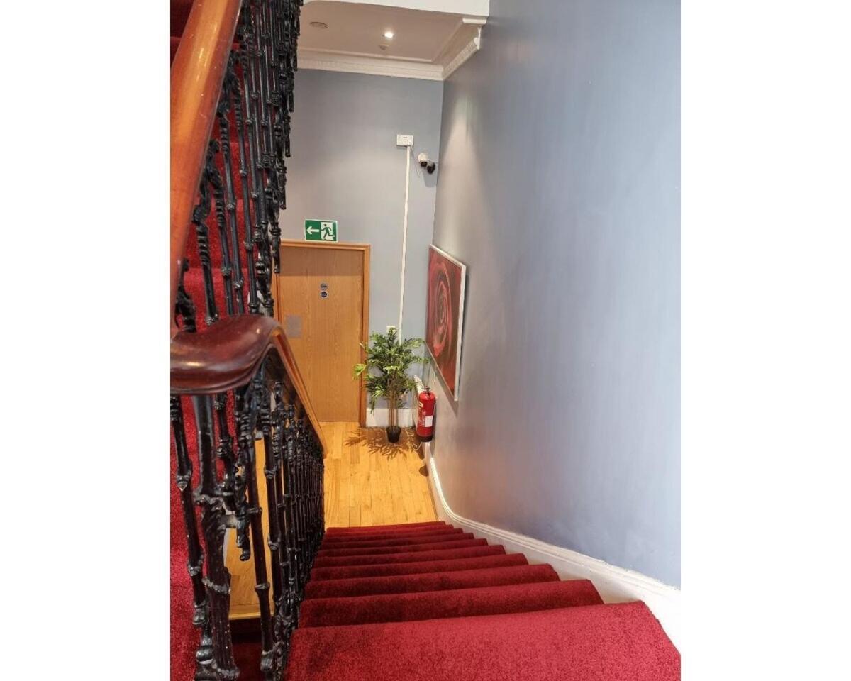 F103-1st Flr Mezzanine Studio Fit 3 Near Hyde Park London Exterior foto