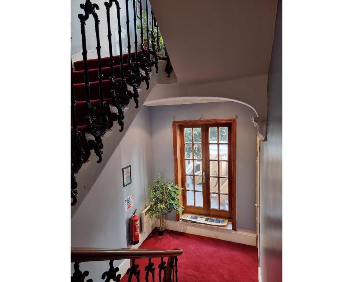 F103-1st Flr Mezzanine Studio Fit 3 Near Hyde Park London Exterior foto