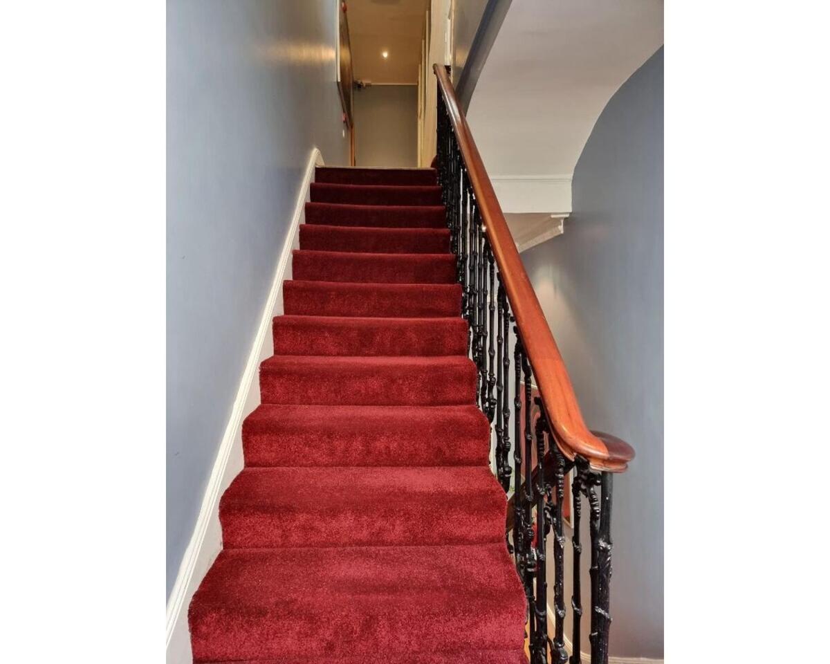 F103-1st Flr Mezzanine Studio Fit 3 Near Hyde Park London Exterior foto