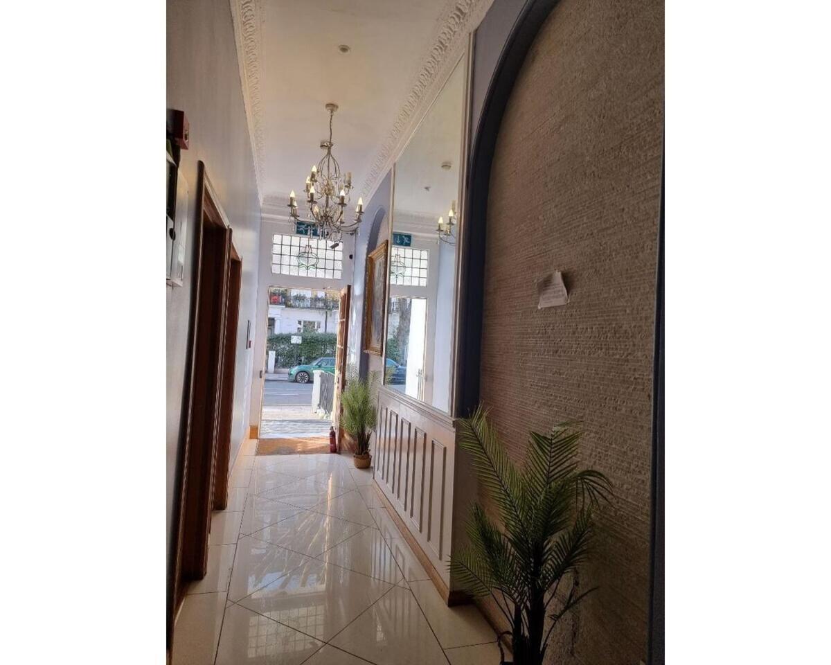 F103-1st Flr Mezzanine Studio Fit 3 Near Hyde Park London Exterior foto