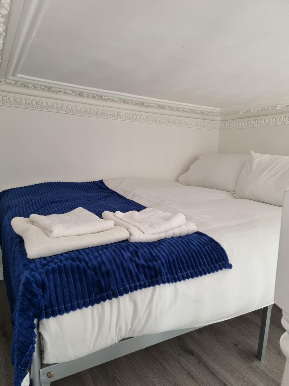 F103-1st Flr Mezzanine Studio Fit 3 Near Hyde Park London Exterior foto